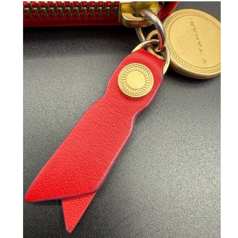 Red Pebble Genuine‎ Leather Wallet Tahari Brass Colored Zipper And Charm